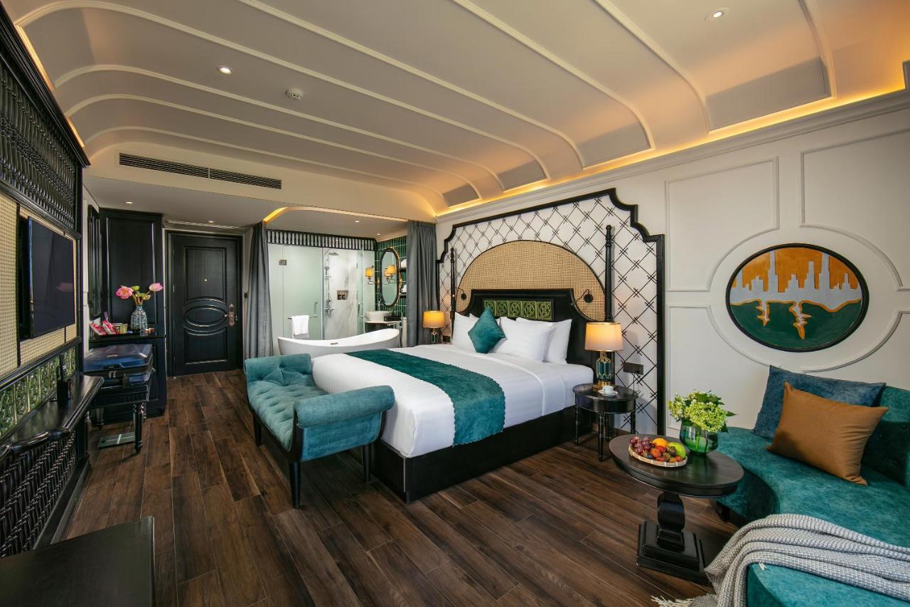 Grand Sunrise Palace Hoi An- A Luxury Indochine Hotel & Spa Exterior photo Deluxe Suite