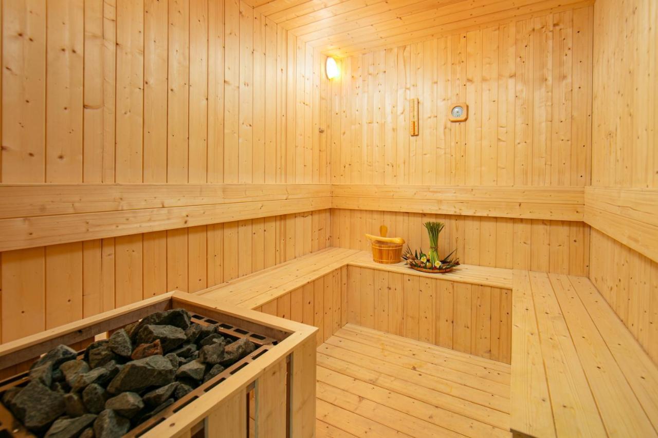 Grand Sunrise Palace Hoi An- A Luxury Indochine Hotel & Spa Exterior photo A Finnish sauna