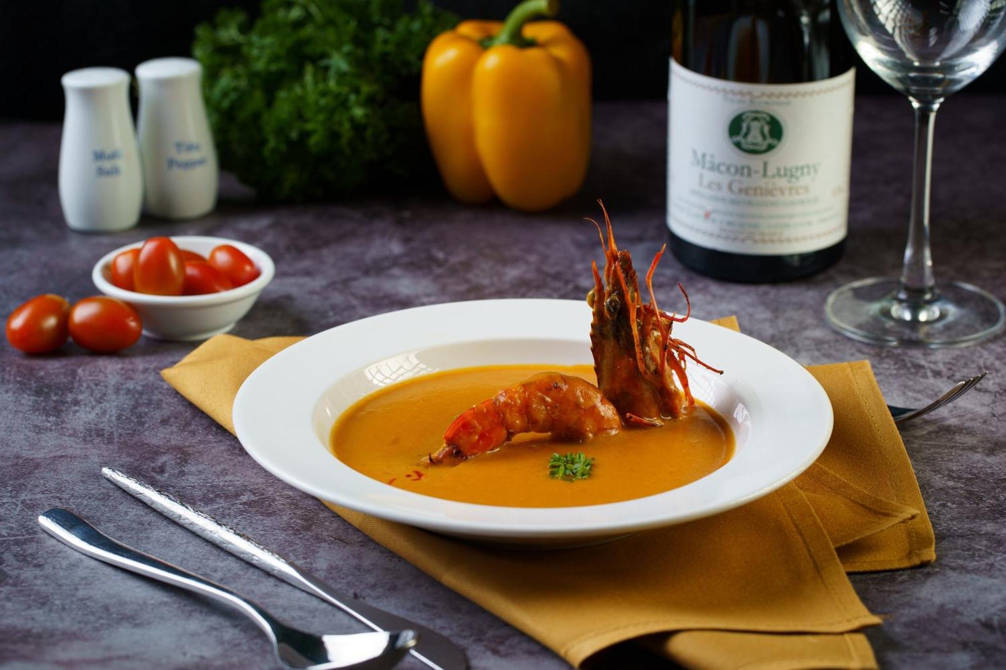 Grand Sunrise Palace Hoi An- A Luxury Indochine Hotel & Spa Exterior photo A lobster bisque