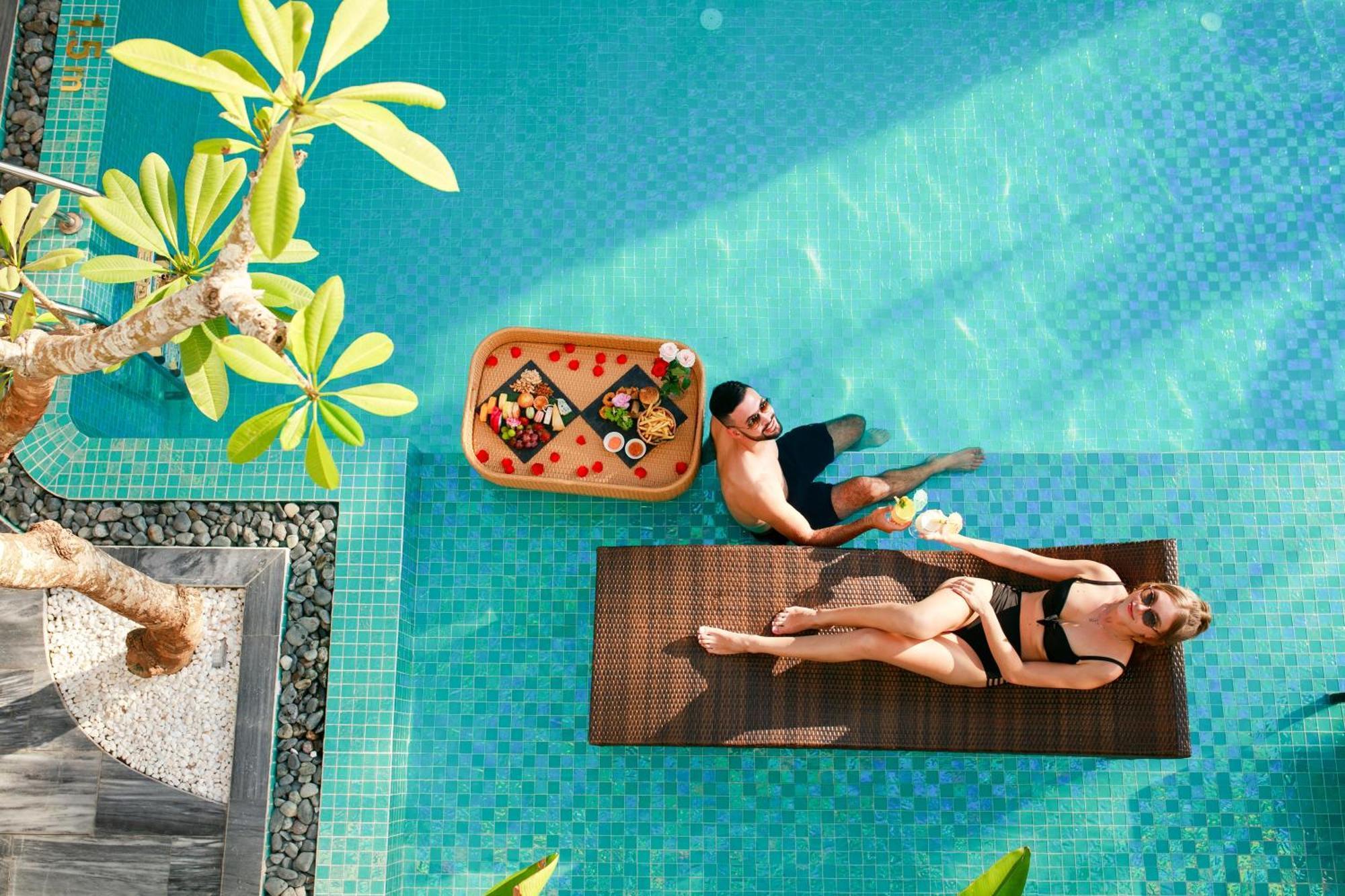 Grand Sunrise Palace Hoi An- A Luxury Indochine Hotel & Spa Exterior photo The swimming pool at the hotel